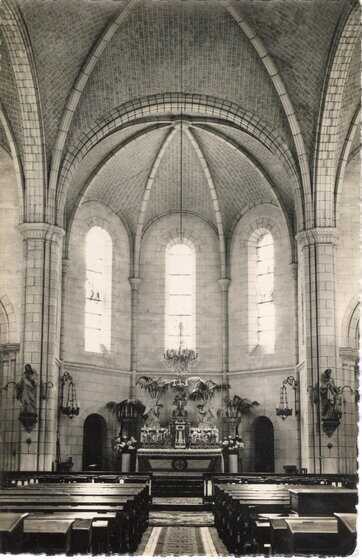Intérieur de la chapelle du Pensionnat de Notre-Dame-des-Anges