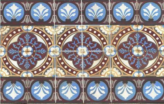 Motifs de céramiques de façade