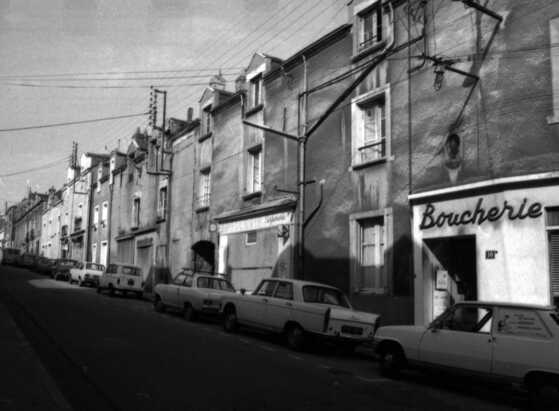 La rue de la Ville-en-Bois au niveau de l'actuel n°14