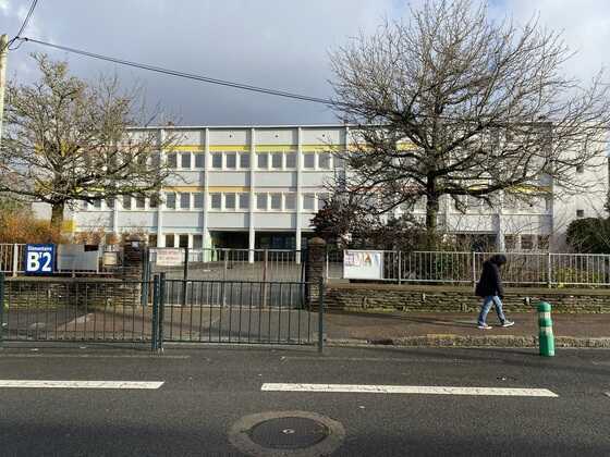 Bâtiment B2 du groupe scolaire Maurice Macé