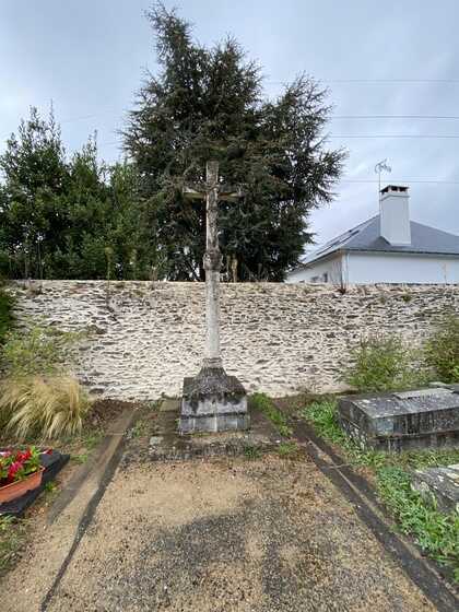 Calvaire du cimetière du Vieux Doulon