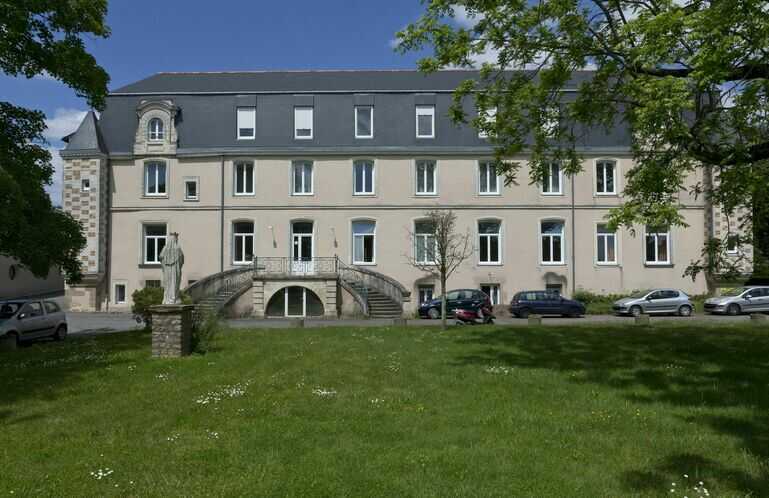 Château de l’Abbaye, actuellement lycée