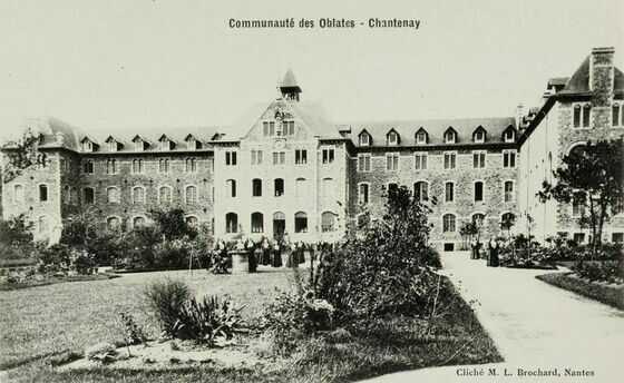 Couvent des Oblates vu depuis le côté des Soeurs Professes