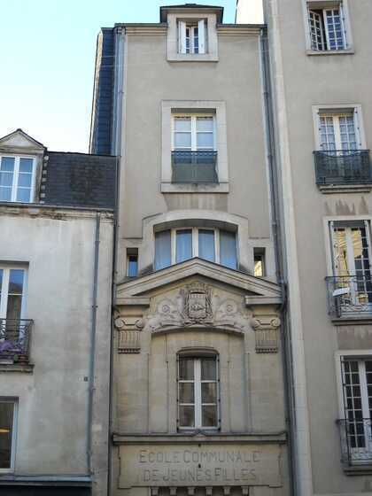  Entrée rue Léon Blum de l’école Léon Blum