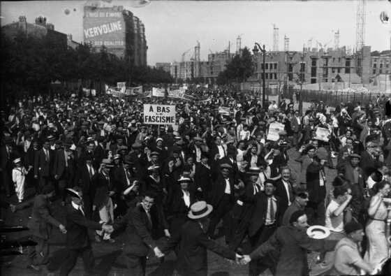 Manifestation de la SFIO du 12 février 1934 à Paris