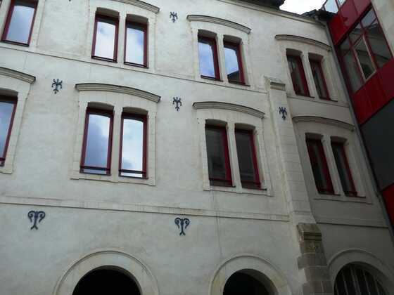 Ancres en fonte, façade de la Manufacture, 11 boulevard de Stalingrad, bâtiment B exposé à l’est