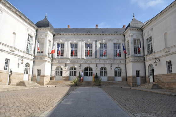 Cour d'honneur de l'Hôtel de Ville de Nantes