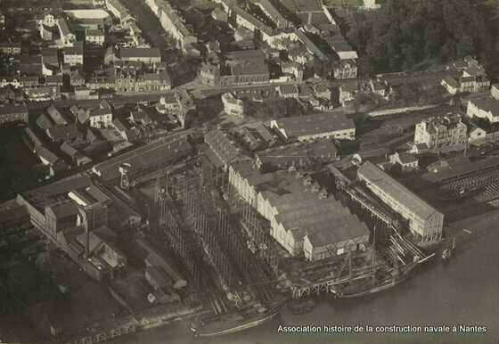 Photographie aérienne des Anciens Chantiers Dubigeon