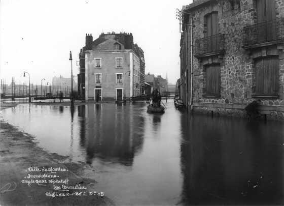 Inondations de janvier 1936, angle du quai Malakoff et de la rue Cornulier