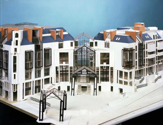 Maquette de la médiathèque Jacques Demy