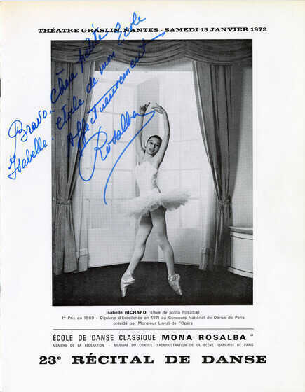 Couverture du programme de récital de danse classique autographié par Mona Rosalba