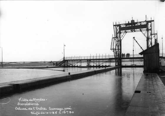 Inondations de janvier 1936, écluse de l'Erdre, quai Malakoff