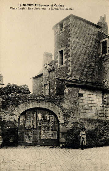 Maison de la Morcarderie depuis la rue Guillaume Grou