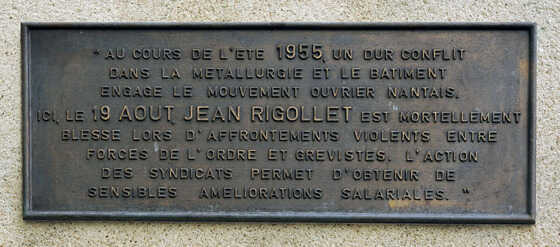 Plaque commémorative en souvenir de Jean Rigollet