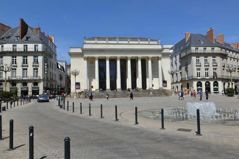 Théâtre et place Graslin