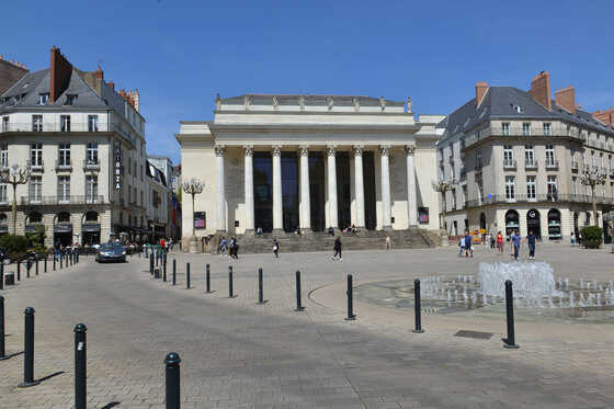 Théâtre et place Graslin