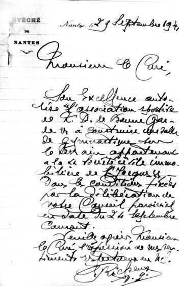 29 septembre 1941 : autorisation par l'Évêché de construire le gymnase de Bonne Garde