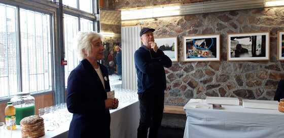 Inauguration de l’exposition liée au centenaire du Photo Club Nantais par Mme. Lagarde, présidente de l’association (2022-2025), et Jean-Christophe Béchet, photographe et invité d’honneur