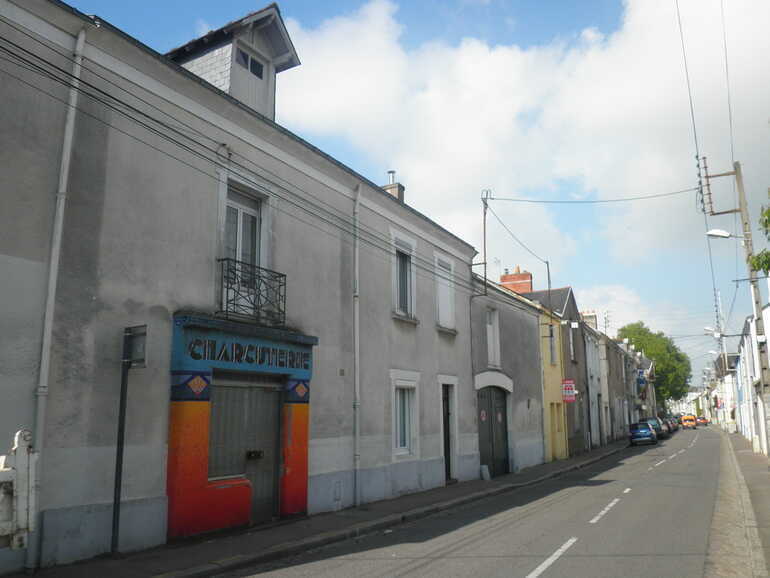 Ancien commerce situé au 29, rue de la Convention