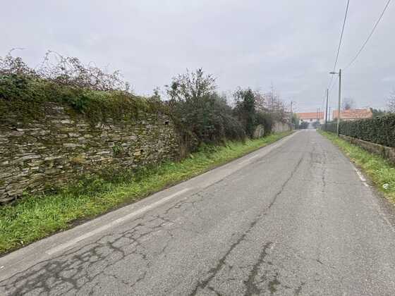 Mur de clôture de la rue des Petites-Rues