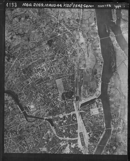 Photographie aérienne de la Loire nantaise