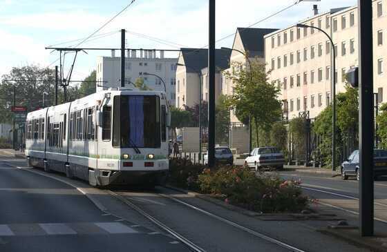 Le tramway à la station « Boissière » en 2002