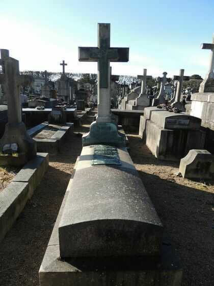 Tombe d’Yvonne Pouzin-Malègue et de Joseph Malègue