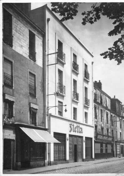 Façade du magasin Stella