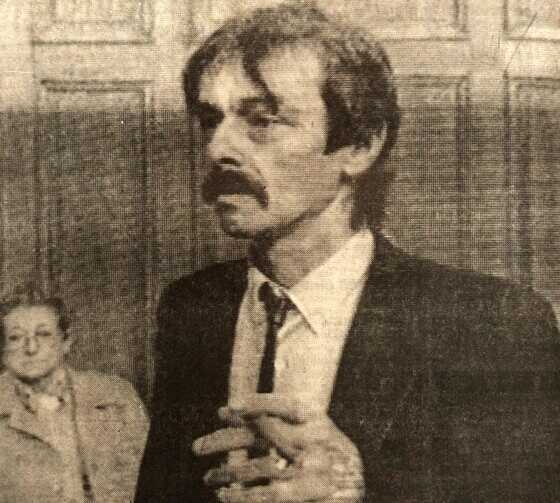 Georges Courtois dans la salle d’audience lors de la prise d’otages du palais de justice de Nantes, le 19 décembre 1985