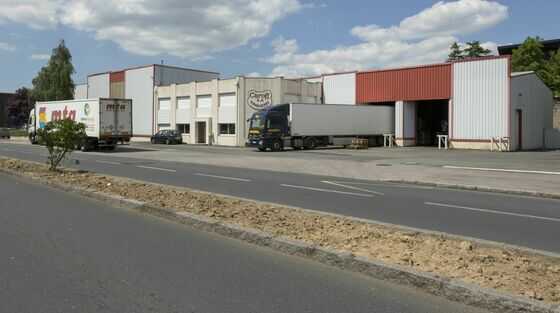 Bâtiments réservés aux bureaux et au stockage 10 et 12 boulevard du Maréchal Juin