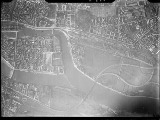 Photographie aérienne de la Loire nantaise