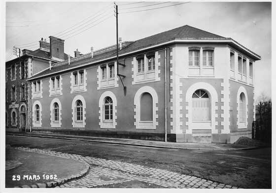 Bains-douches de la rue Dupleix