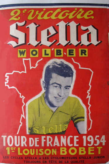 Page publicitaire Stella avec son champion Louison Bobet