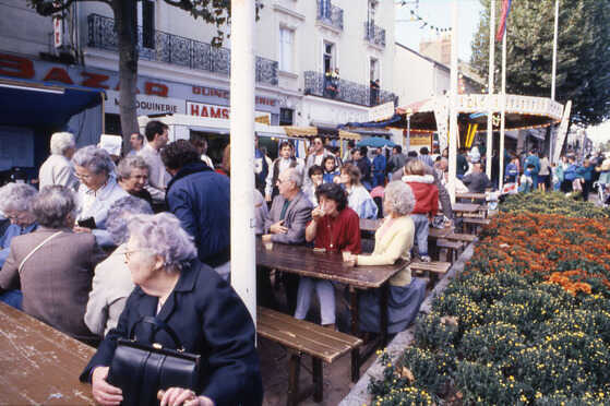 Fête des Cornes, place Jean-Macé