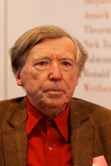 Michel Ragon lors du salon du livre de Paris 2011