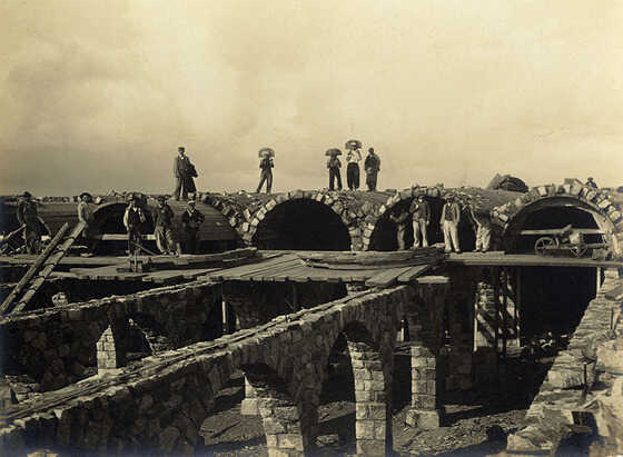 Chantier du grand réservoir des eaux de la Contrie