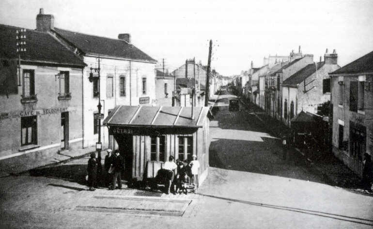Guérite d'octroi entre la Croix-Bonneau et l'entrée de la rue de la Convention
