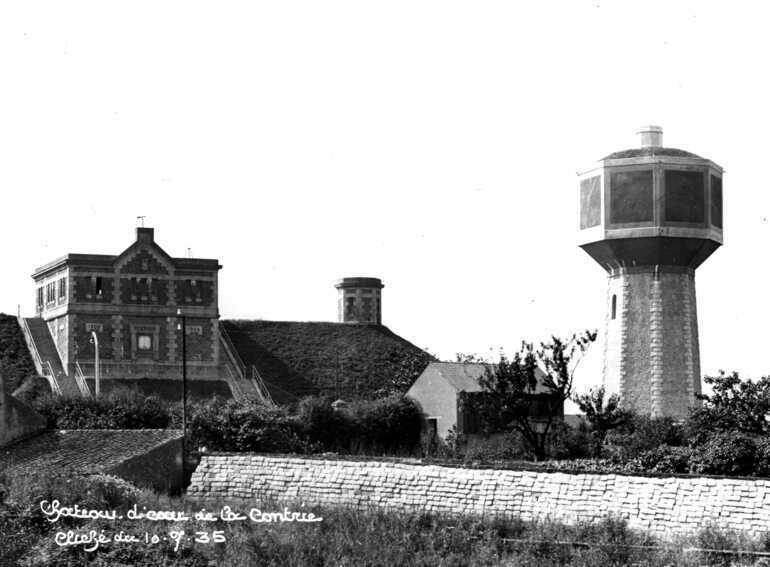 Le château d'eau de la Contrie et le premier réservoir