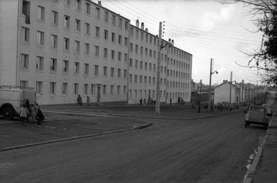 Cité HLM de la Boissière, rue des Renards