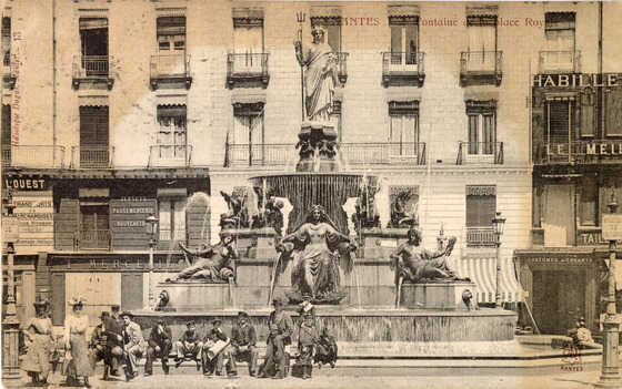 Fontaine de la place Royale