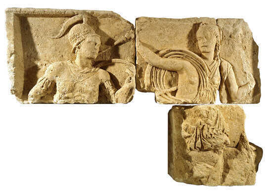 Bas-relief du combat des Grecs contre les Amazones