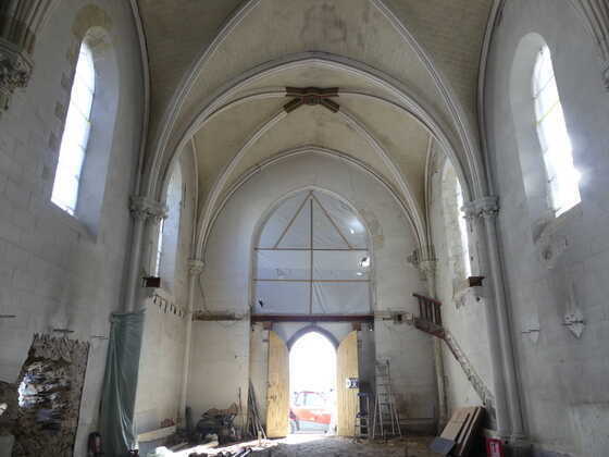 Intérieur de la chapelle de la Persagotière en cours de restauration