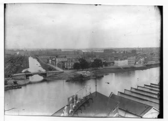 Pont de Tracktir et le Quai de Malakoff
