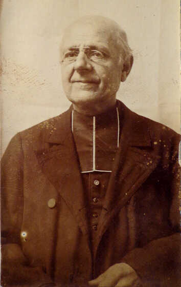 Portrait du chanoine Georges Durville 