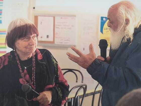 Agnès Varda en visite au restaurant social Pierre Landais